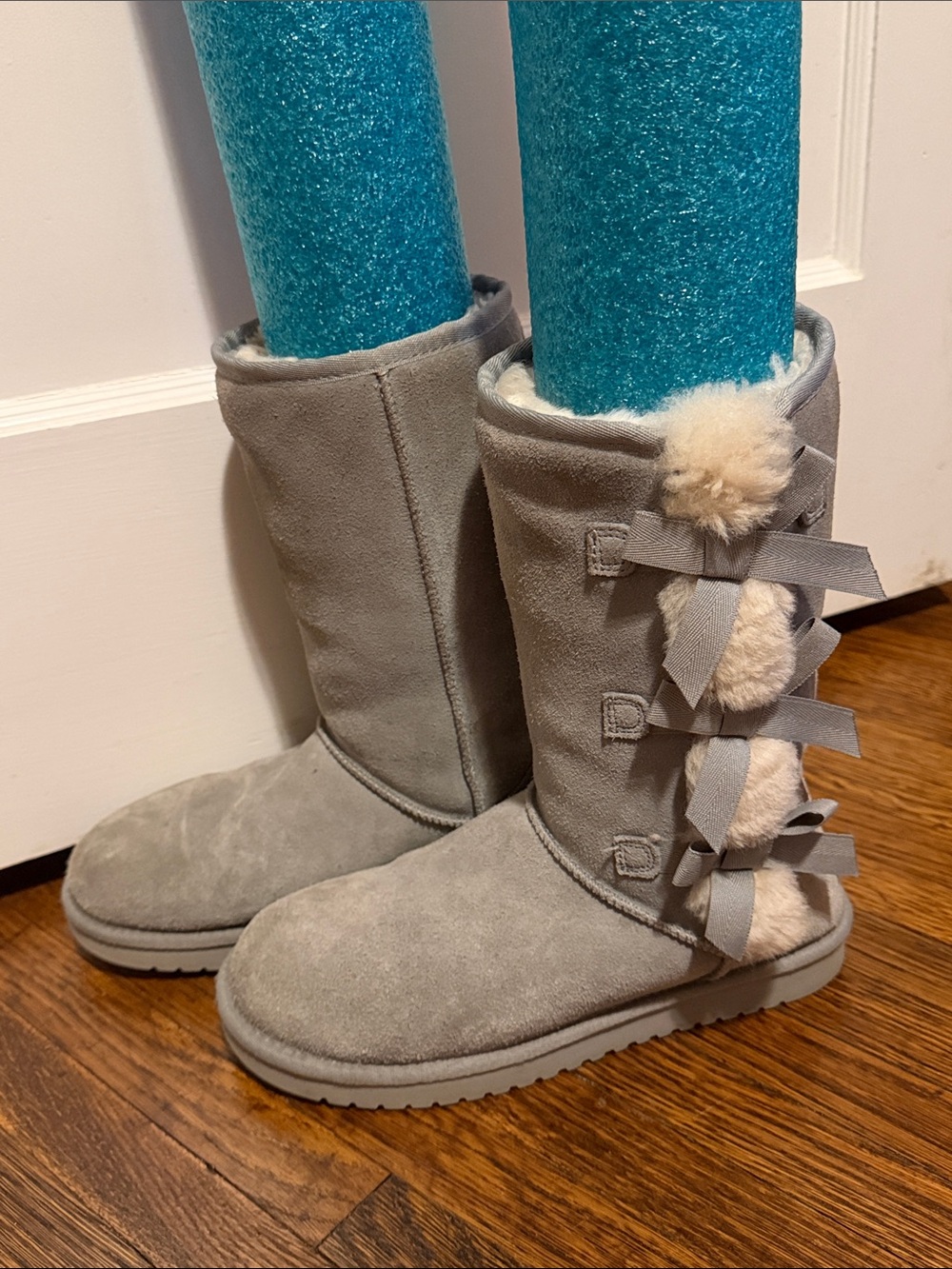 Koolaburra Gray Suede Shearling Bow-Winter Boots
